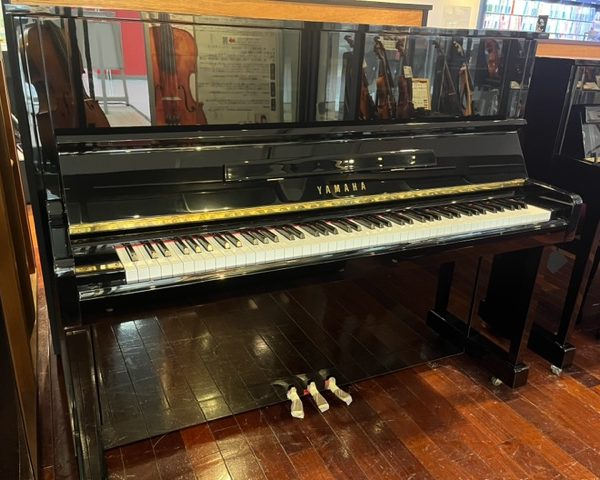 YAMAHA　U10BL(1988年製)　￥440,000(税込)