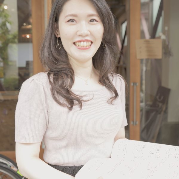 長岡　美音子<br />
ピアノサロン　月・水・金・土・日