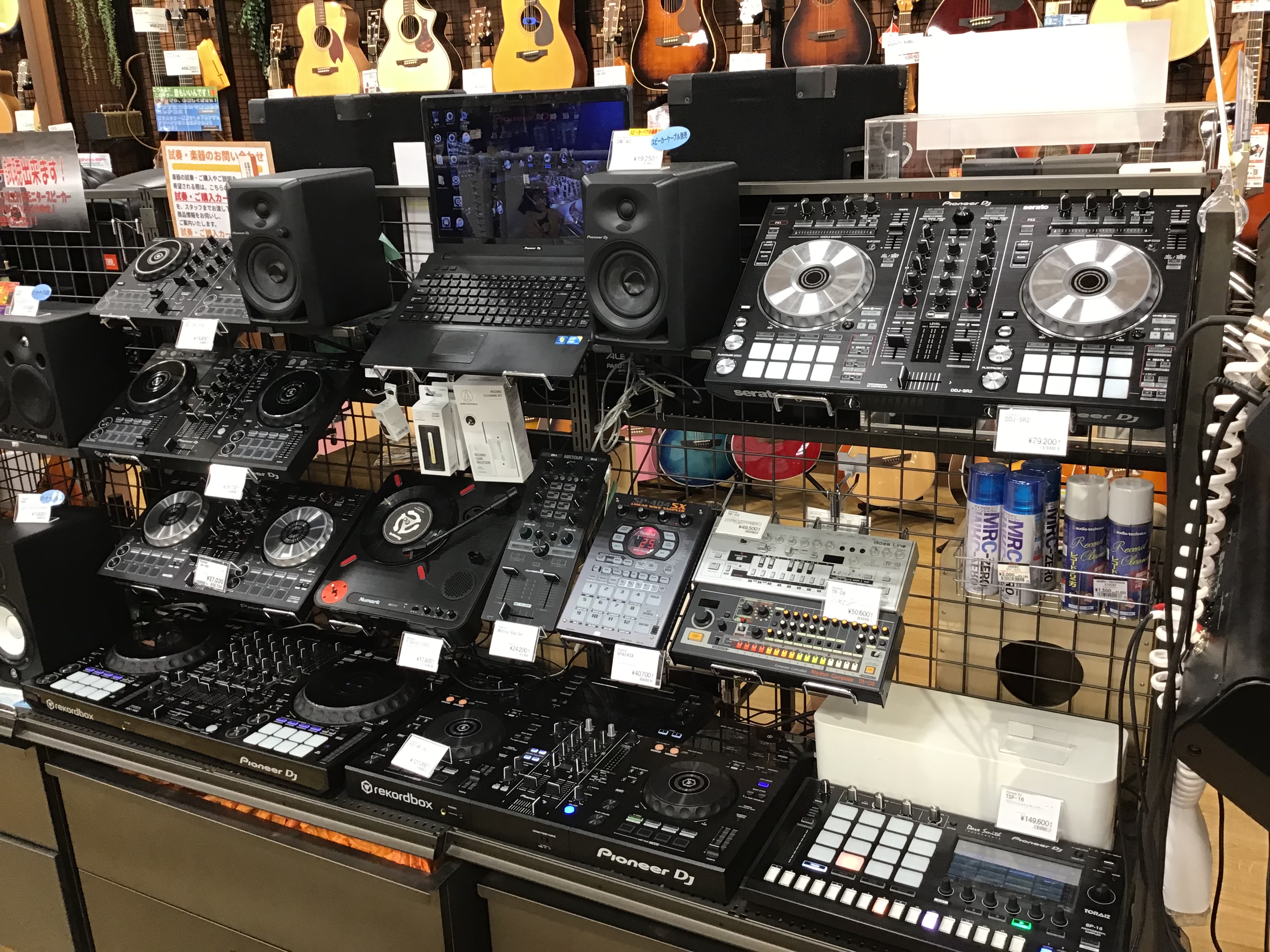 Dj機材総合 成田地区随一の展示台数 成田でdj機材をお探しならイオンモール成田店へ 島村楽器 イオンモール成田店