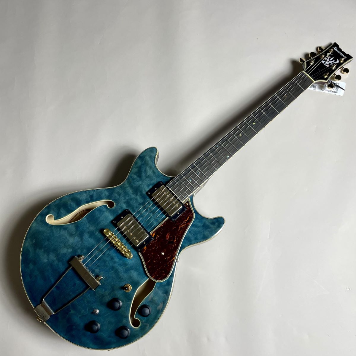 IbanezAMH90QM