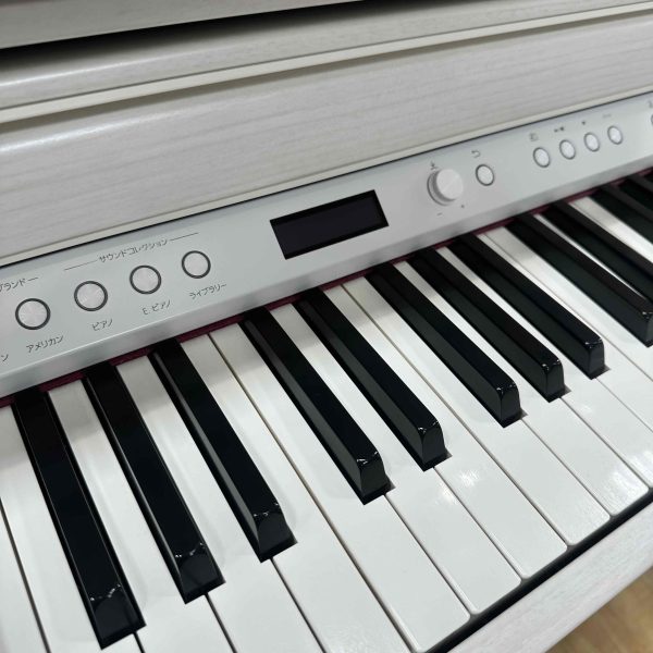 操作ボタン、スクリーン