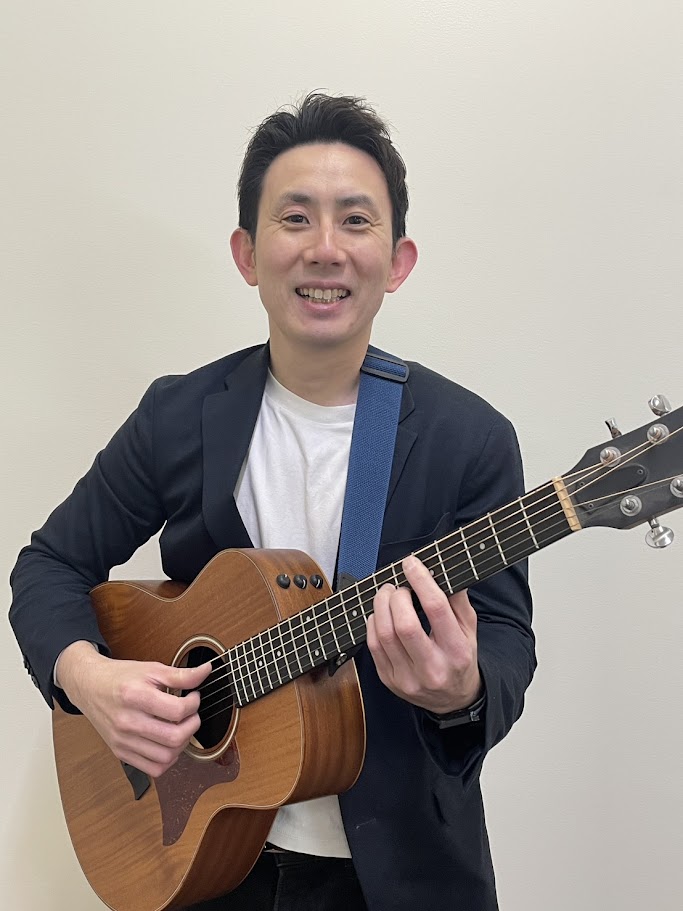 アコースティックギター、エレキギター講師鈴木 裕二