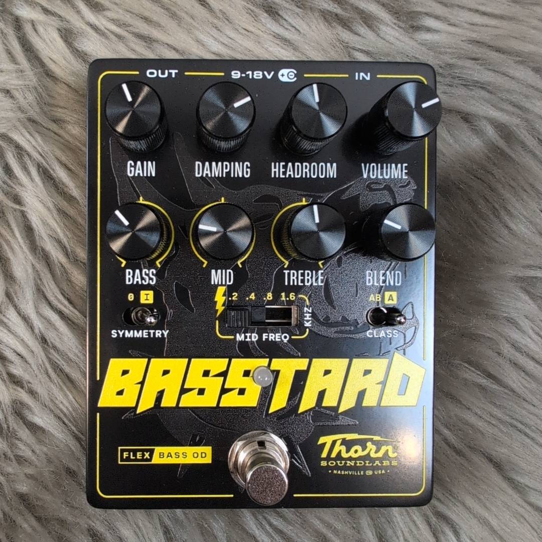 ベース用歪みペダルThorn SoundLabs/Basstard