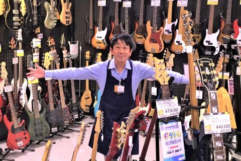 スタッフ写真 店長 西川