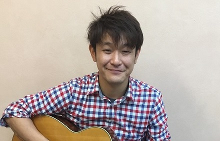 【木曜日　ギター教室】講師紹介　若見篤志先生