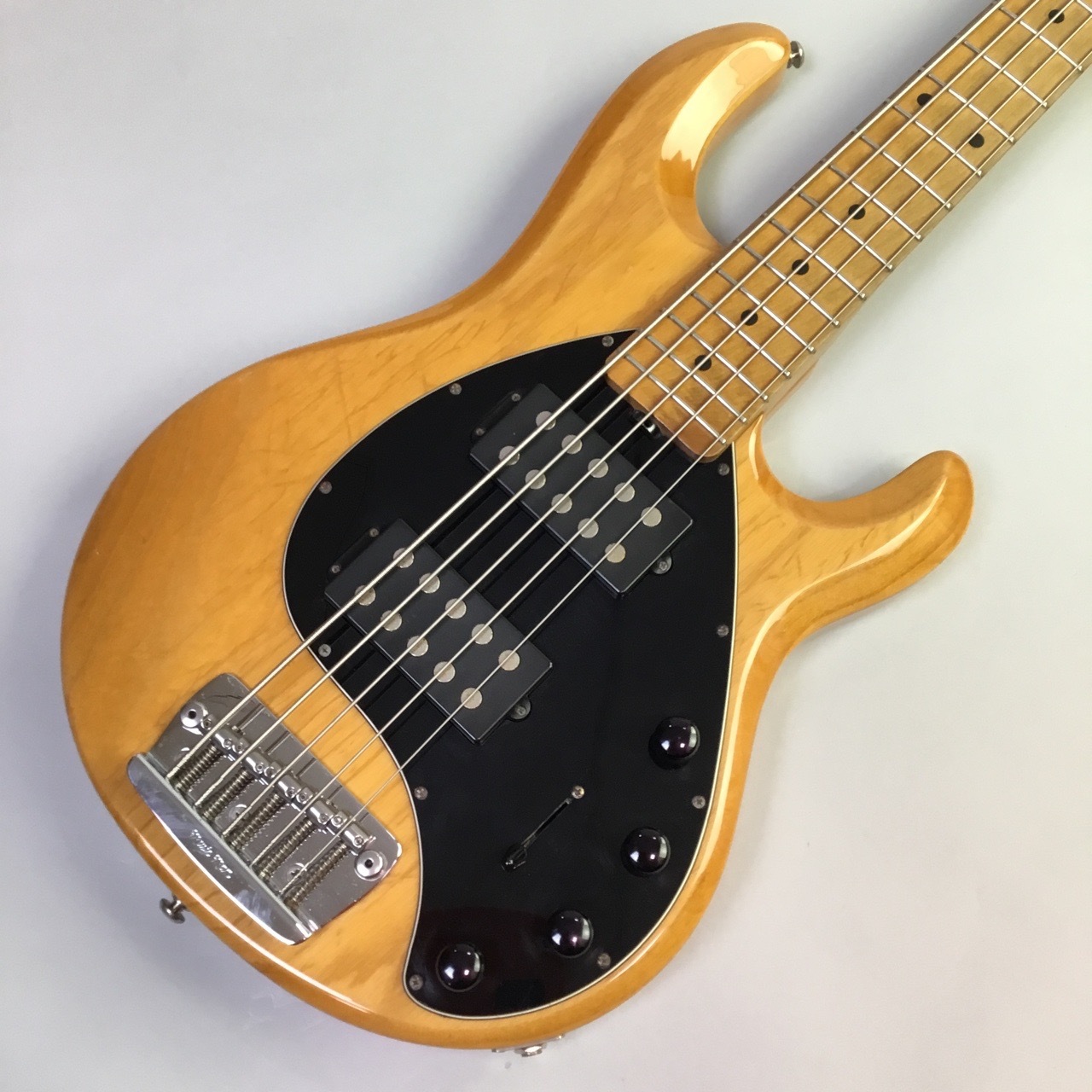 【中古エレキベース新入荷情報】MUSIC MAN／StingRay5 HH