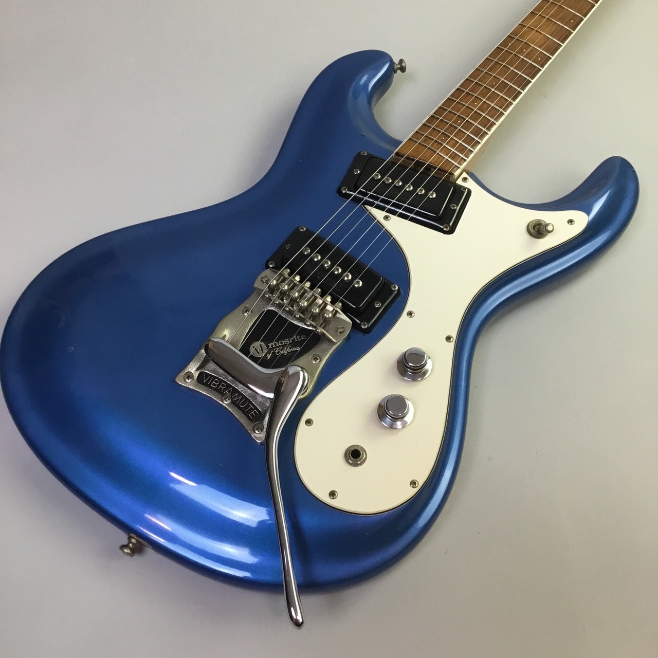 *90年代のUSAモズライトが入荷！ *Mosrite『USA 1965 MARK1』が当店に入荷しました！ 店頭で実際にお試しいただけます。]]ぜひお気軽にご来店ください！ |*ブランド|*型名|*付属品|*店舗商品コード| |Mosrite|USA 1965 MARK1|純正ハードケース|250 […]