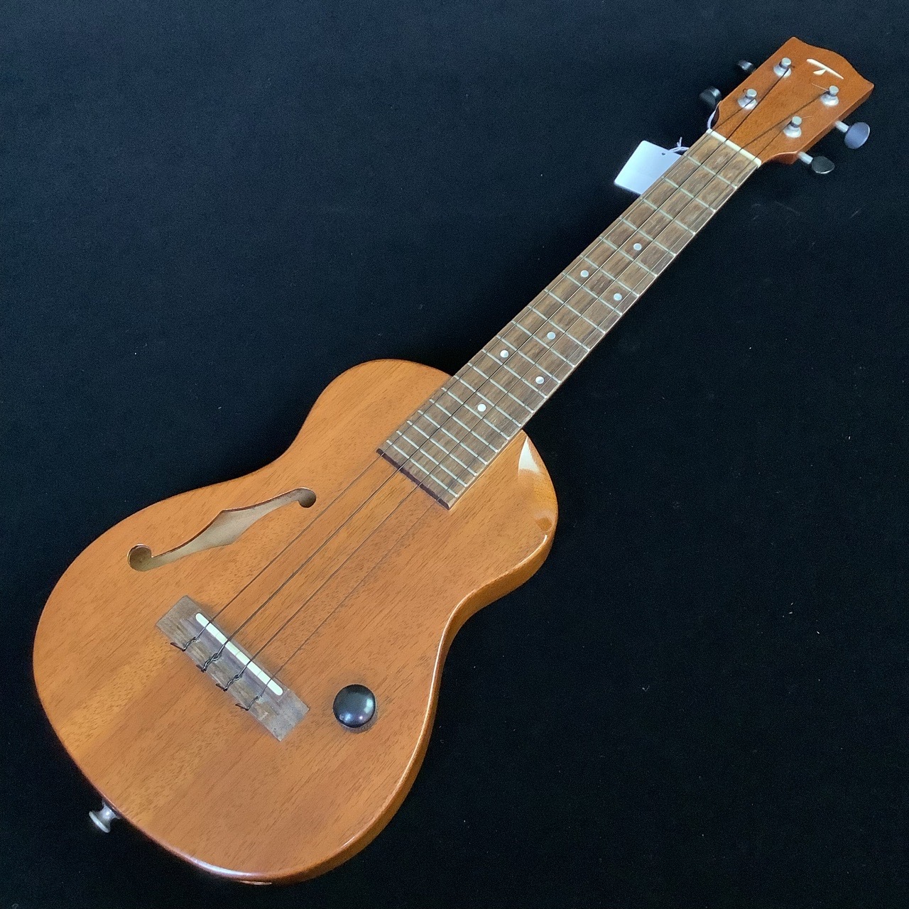 ウクレレT's Ukuleles　ECF-100