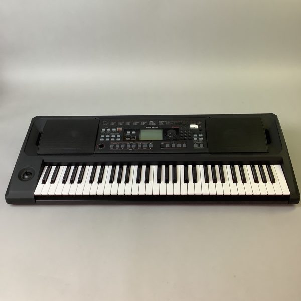 KORG EK-50<br />
弾ける、を叶えるキーボード。<br />
<br />
【付属品】<br />
譜面台<br />
ソフトケース（SC-EK/PA）<br />
電源アダプター<br />
ペダル（PS-1）<br />
<br />
【状態】<br />
通常使用において問題なし。<br />
<br />
【保証】<br />
3ヶ月