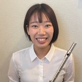 【月曜日　フルート教室】講師紹介　小林 未奈先生