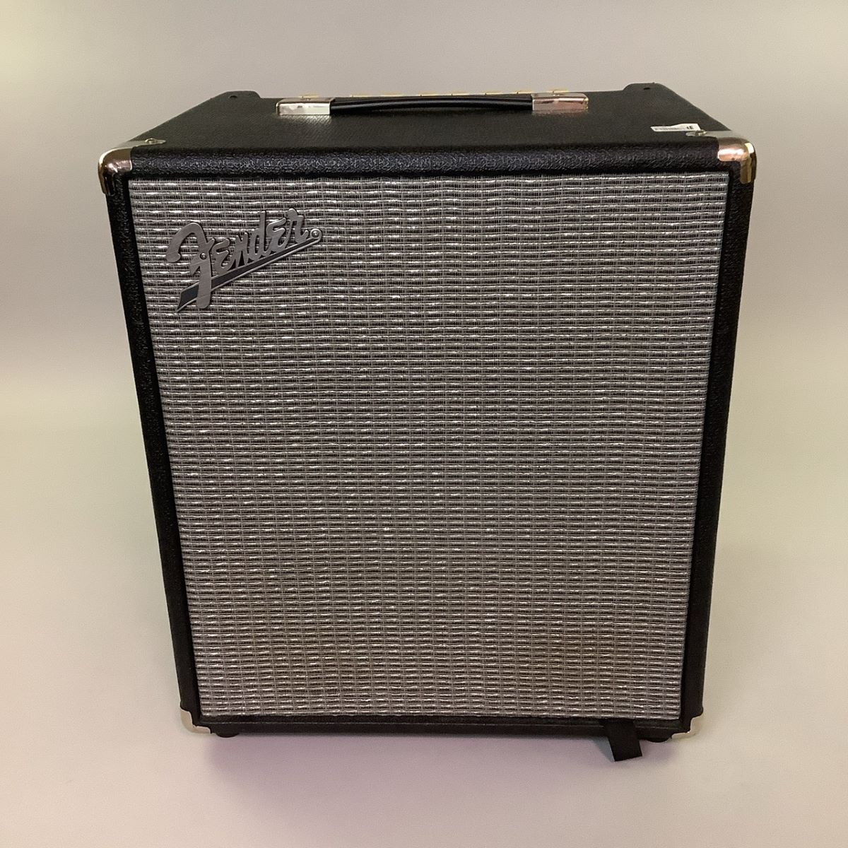 ベースアンプFender Rumble 100