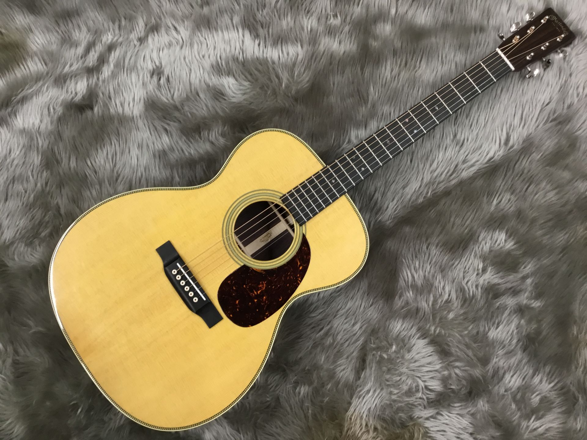 【入荷情報】Martin – 000-28 Standard
