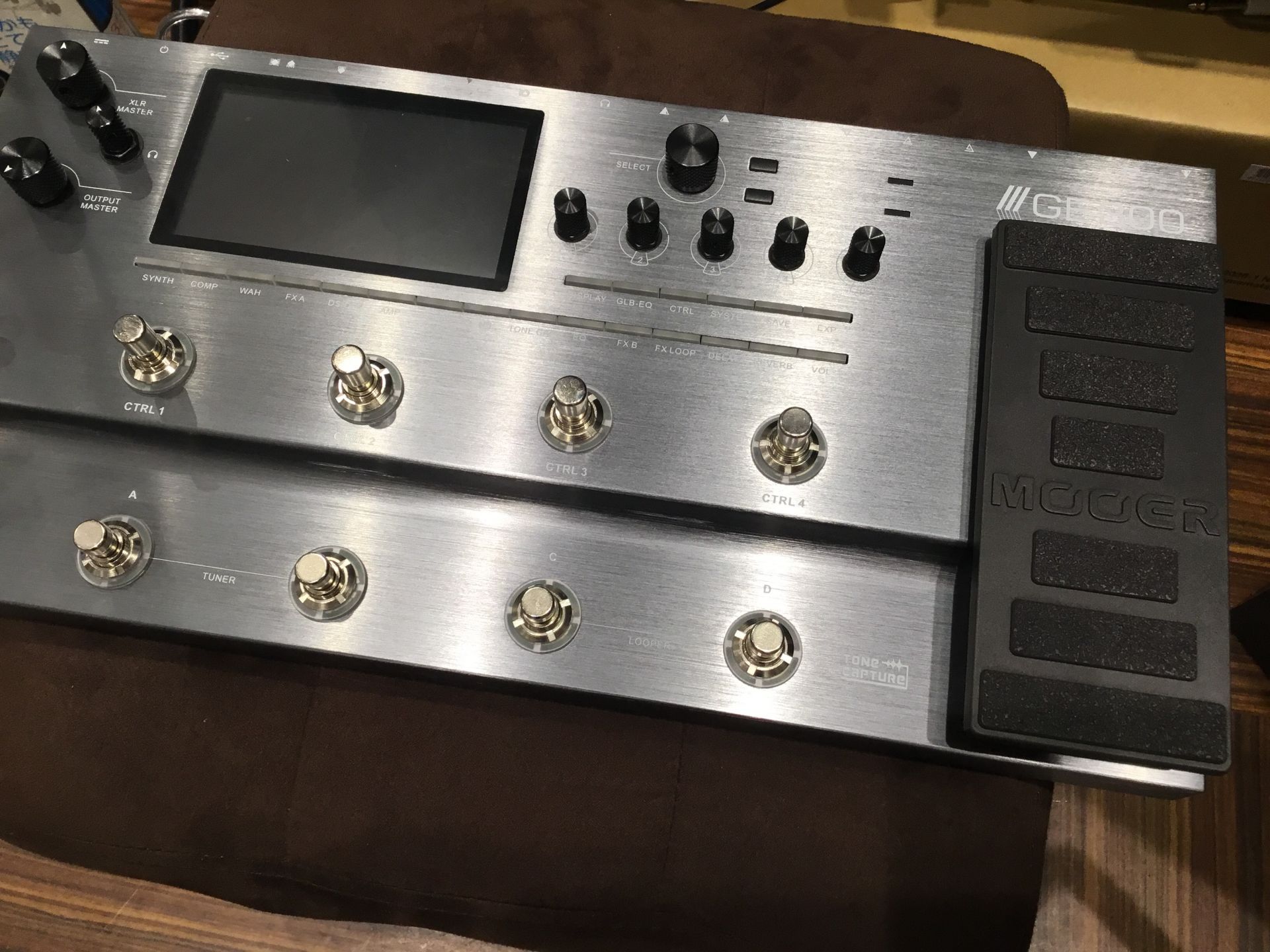 MOOER GE300待望の入荷！！