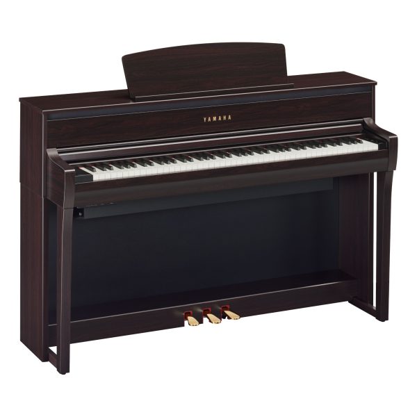 CLP-775<br />
￥302,500（税込）<br />
グランドピアノのような演奏感を再現した鍵盤とペダル、臨場感のある響きが楽しめる音響システムを採用。タッチセンサーコントロールパネルでデザイン性が向上しています。