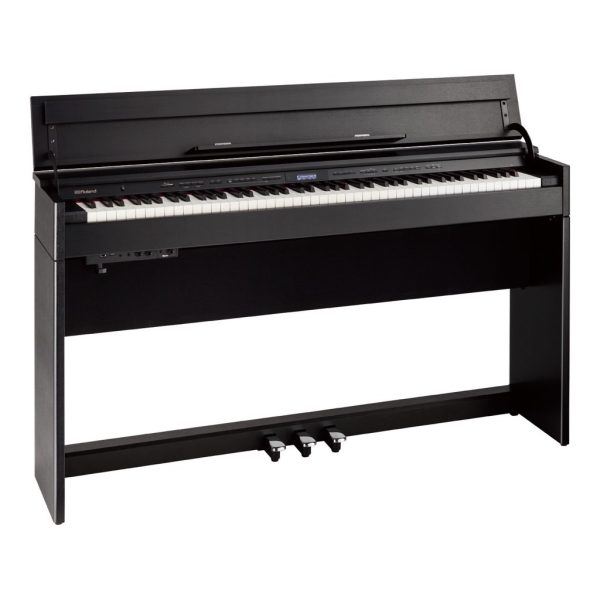 DP603<br />
￥181,500（税込）<br />
表現力にさらに磨きをかけたスタイリッシュなデジタルピアノ。