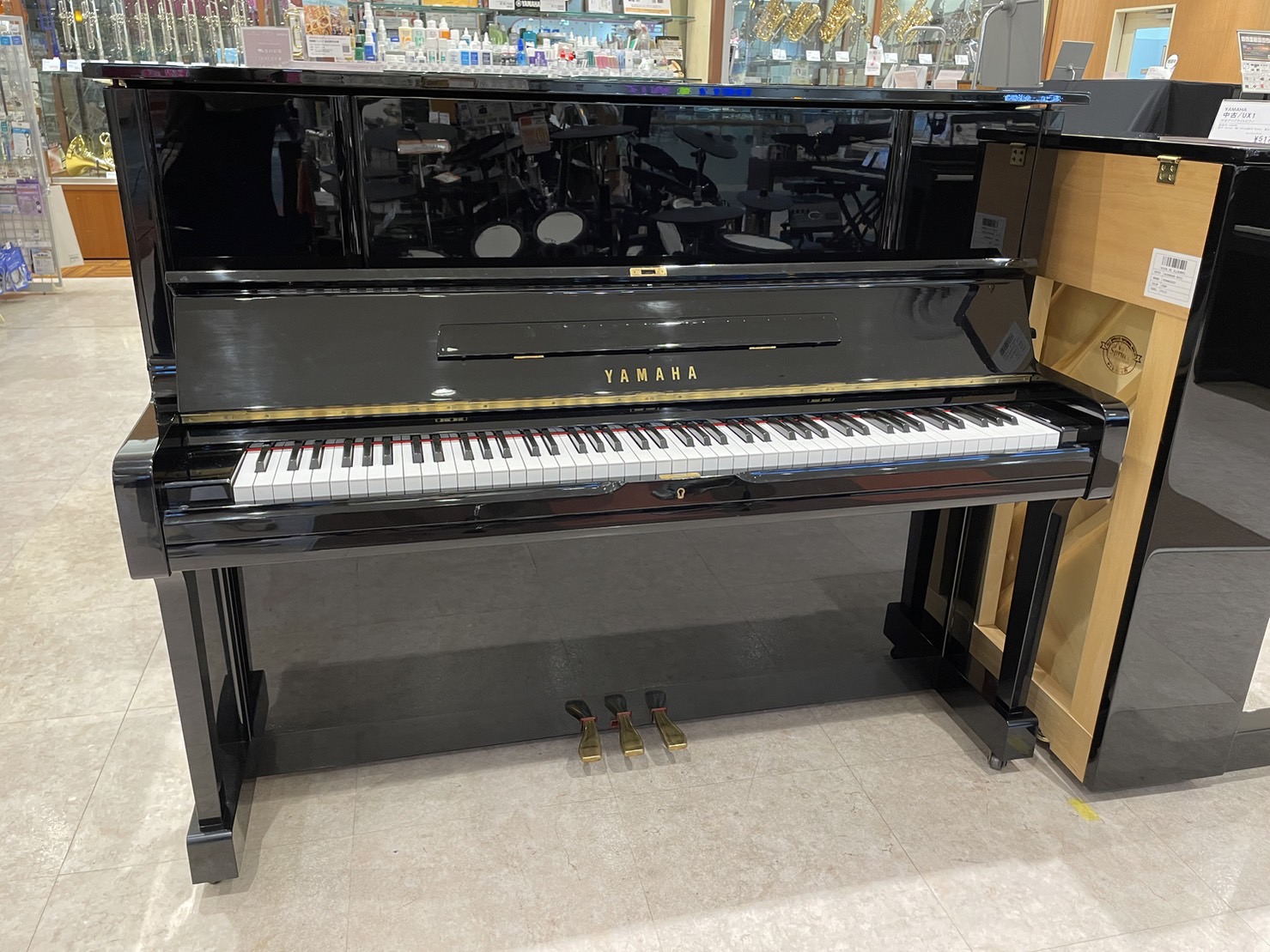 1984年製中古アップライトピアノYAMAHA　UX1
