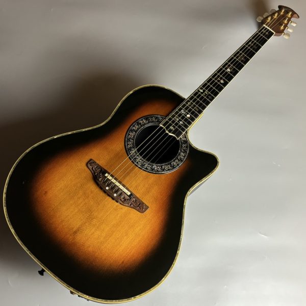 Ovation 【中古】1769-1　Custom Legend<br />
￥158,000（税込）<br />
まさかまさかのオベーションのカスタムレジェンドが2本！！幻ではありません！弾き比べられます！！奇跡！