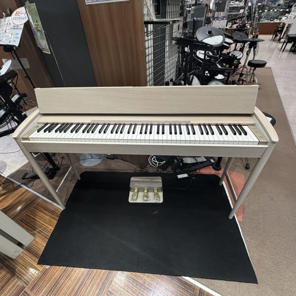 Roland・KF-10 KS<br />
通常税込販売価格￥407,000→展示品アウトレット価格￥366,300<br />
