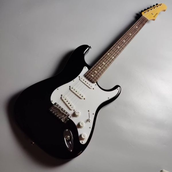 History・中古HST-Standard<br />
税込販売価格￥72,800<br />
日本製のHistoryストラトタイプ！ハムバッカーの音も出るオールマイティなギターで、コンディションも良いです！これは早い者勝ち！