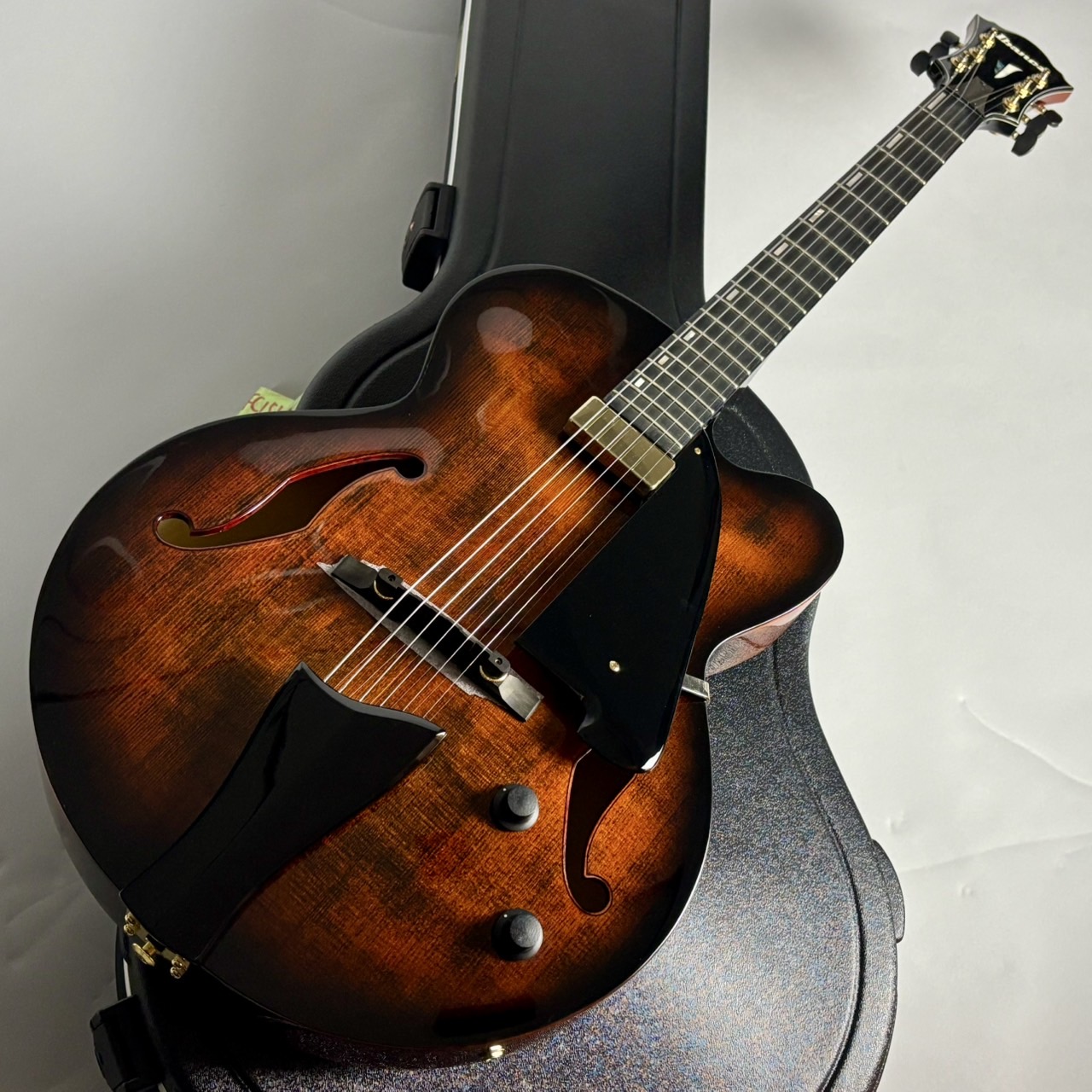 フルアコースティックギター【中古】AFC151-TBC