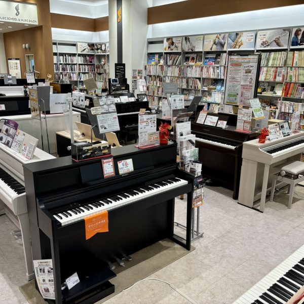 各メーカーの電子ピアノをお試しいただけます！メーカー、価格帯ともに充実のラインナップ！