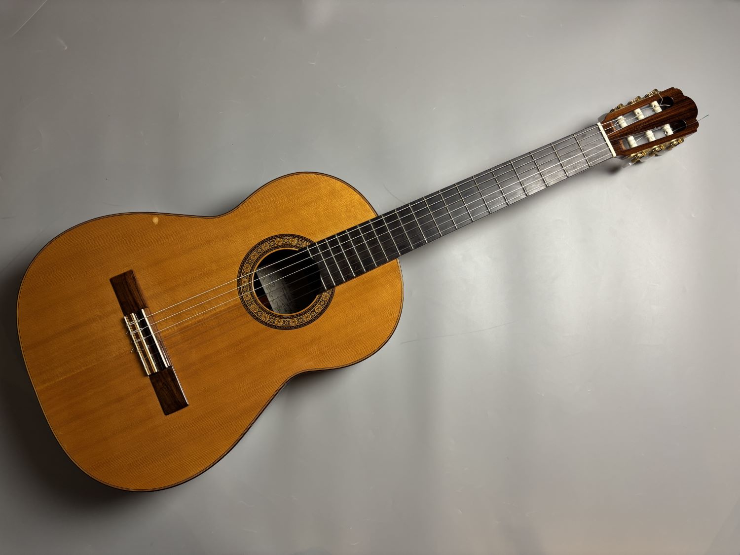 中古クラシックギター本郷幹雄・【中古】No.40