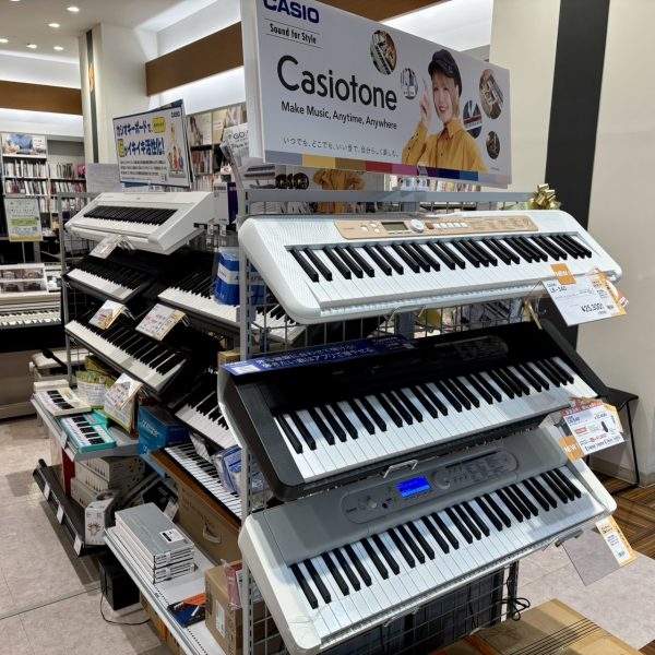 話題の光る鍵盤のキーボードもお試しいただけます！