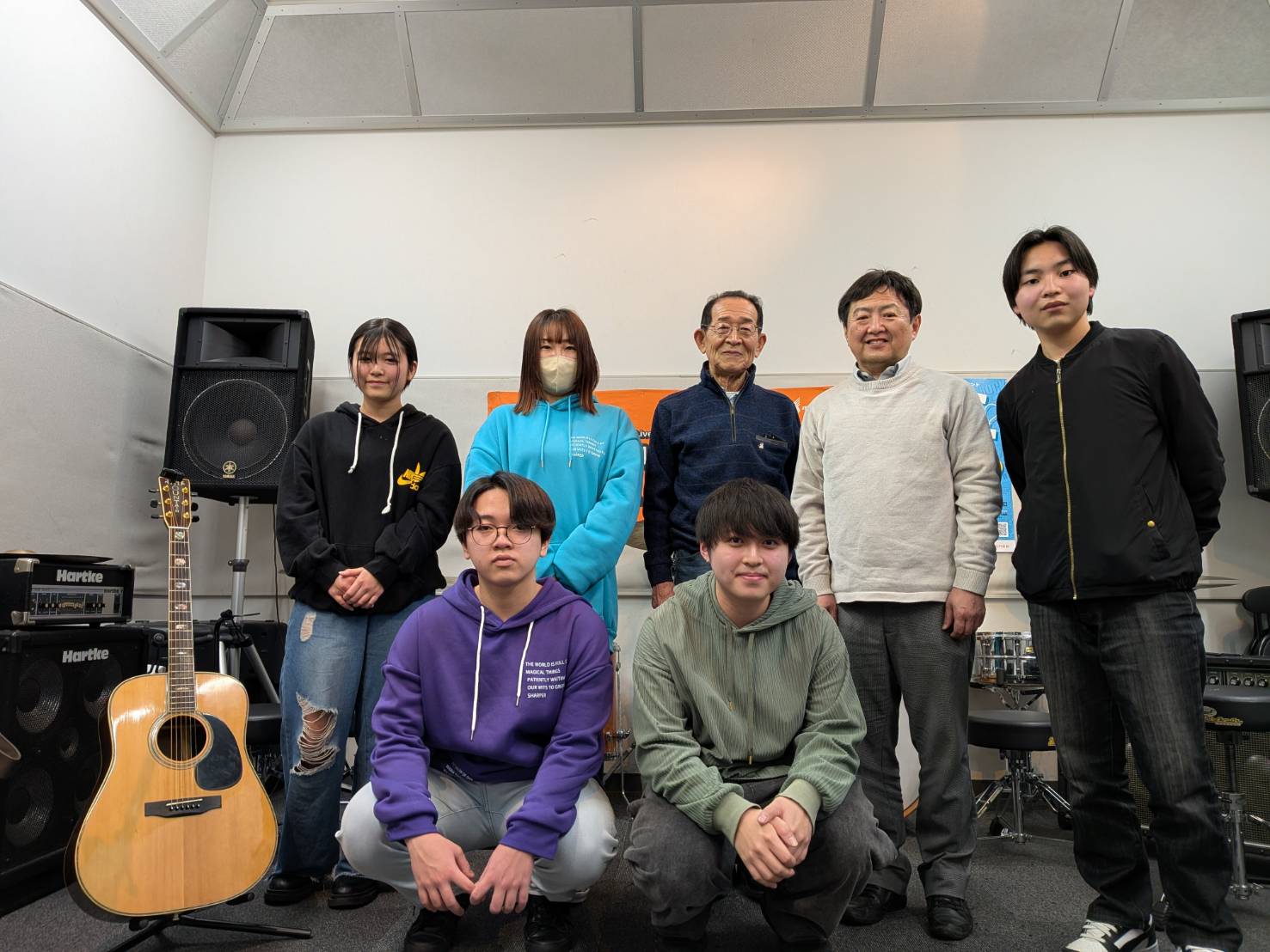 こんにちは！ 2026年2月15日に開催しました、第4回HOTLINE2025-2026の進行を務めました渡辺です！ 今回は3組のアーティスト様に弾き語りでご出演いただきました！ 一口に弾き語りといっても、オリジナル曲や、令和の大ヒット曲、そして6名大所帯での弾き語りまで、様々なスタイルのステージで [&hellip;]