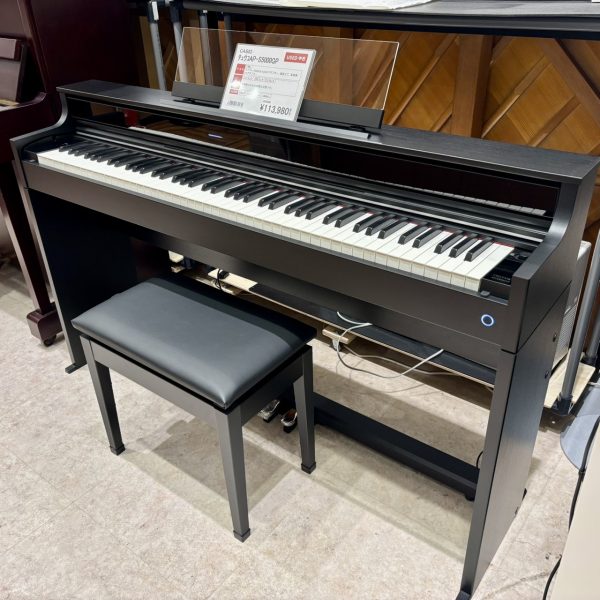 【中古】CASIO・AP-S5000GP BK<br />
販売価格￥113,980(税込)<br />
木製鍵盤の中では最もお手ごろな価格帯のCASIOの現行機種。非常にスリムなモデルですので、置く場所にも困りません。使用感も少ないので大変おすすめです！