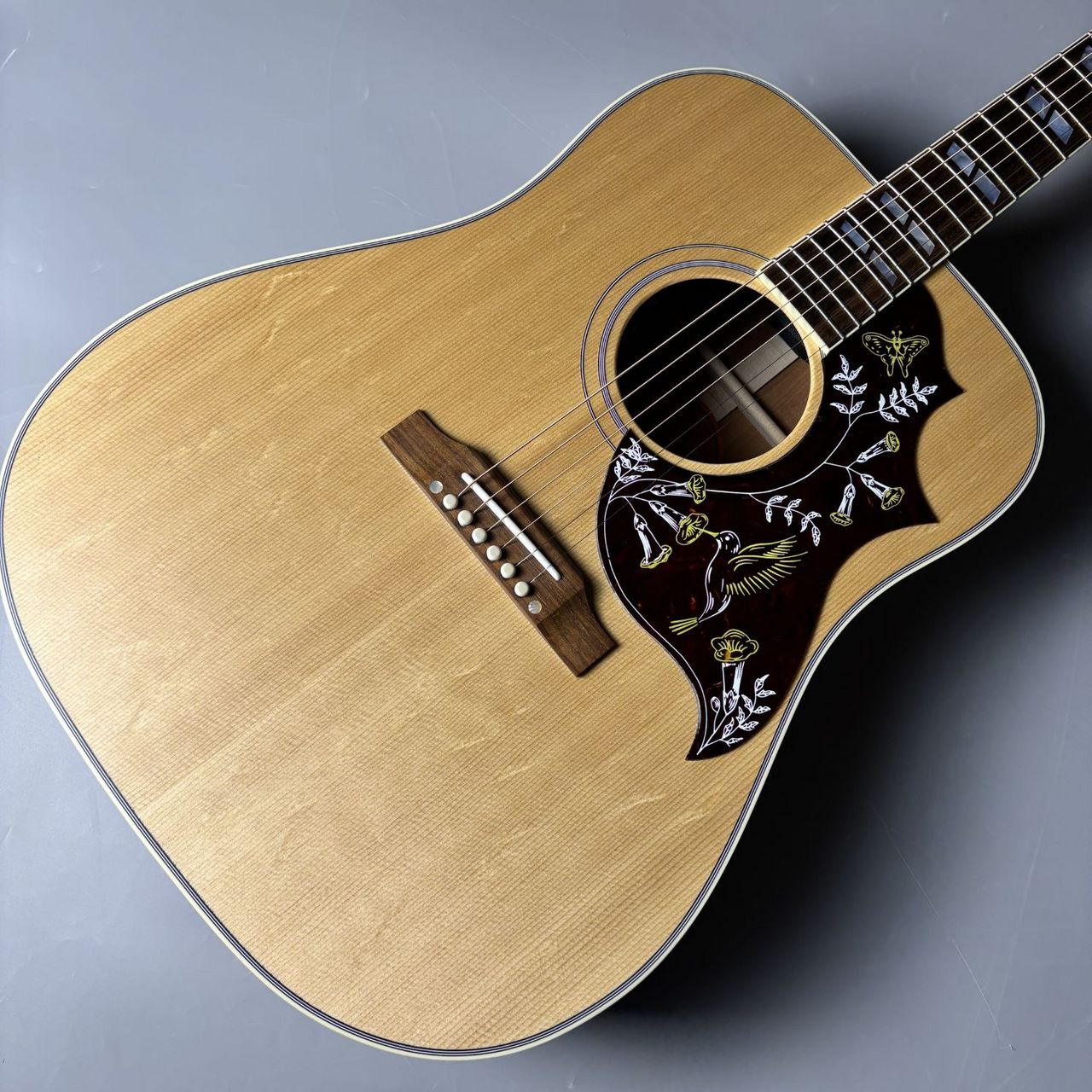 Gibson Hummingbird Faded