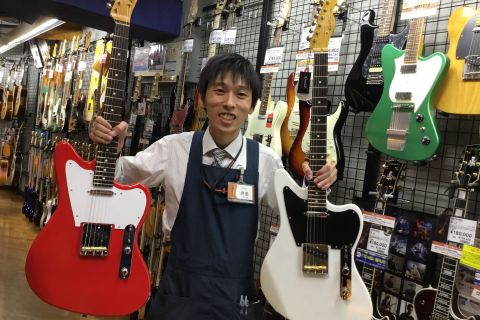 スタッフ写真 エレキギター、DJ、電子ピアノ担当 倉島 正彦