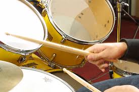 【ドラム教室】室内で出来て、カラダ全体を使って音楽が楽しめるドラムレッスン！