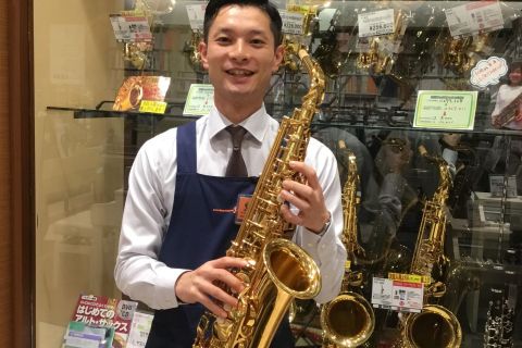 スタッフ写真 店長 齋藤