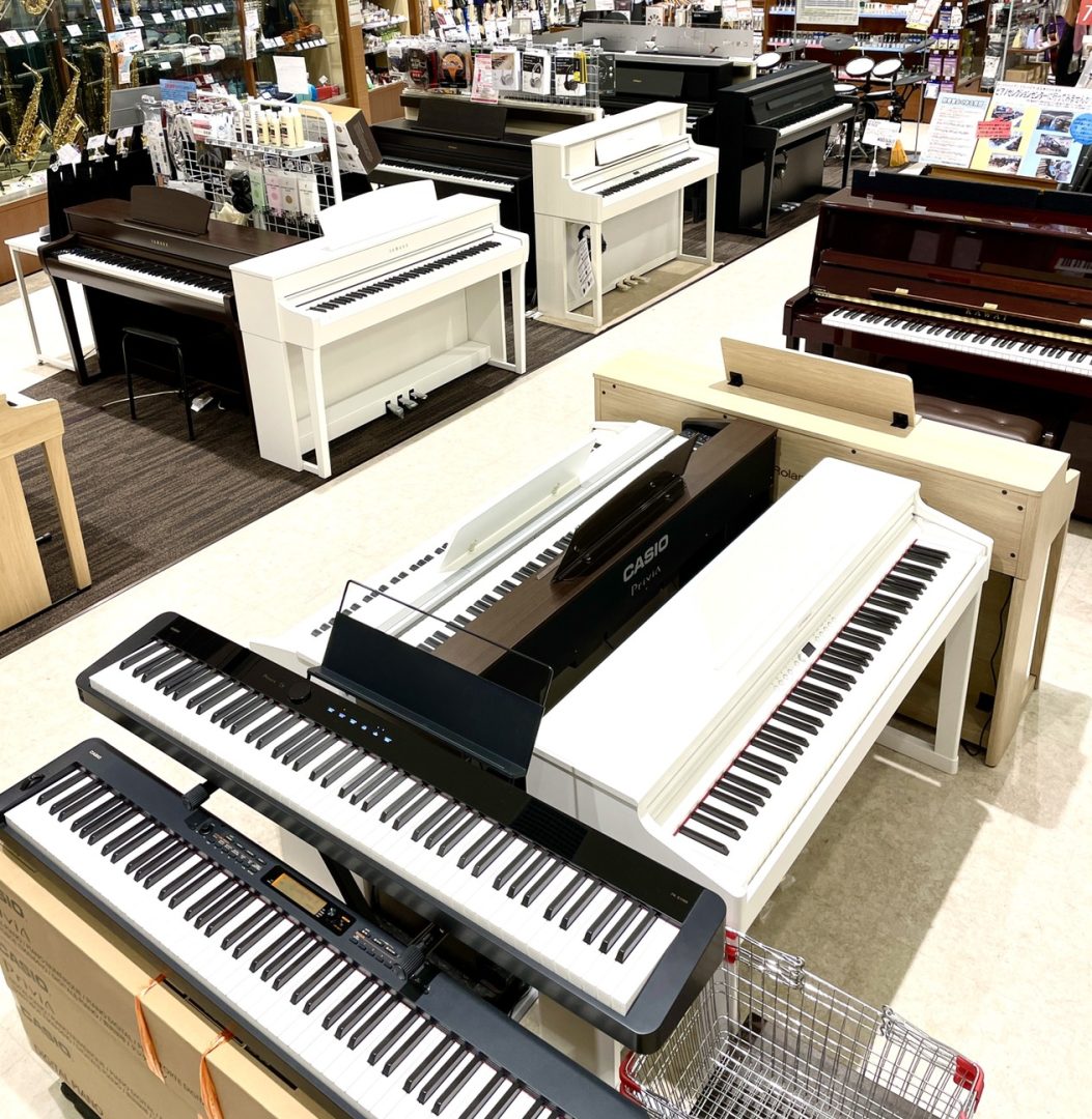 ↓電子ピアノの詳しい選び方については、こちらをご覧ください♪ CONTENTSKAWAI　機種一覧Roland　機種一覧その他 特集ページお支払い方法について新品・中古アップライトピアノも展示中！お問い合わせ電子ピアノを買うならパサージオ西新井店へ！ 専門知識を持ったスタッフが皆様のピアノ選びをお手 […]