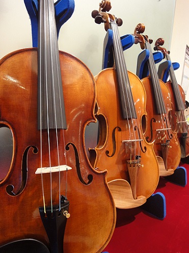 バイオリンって、なんだか敷居が高そう」「はじめてみたいけれど、いくらくらいするのかわからない」 そんな風にお悩みではありませんか。実は、バイオリンはもっと身近で、はじめやすい楽器なのです。島村楽器西新井店では、はじめての方でも安心してお選びいただけるラインナップを取り揃えております。 CONTENT [&hellip;]