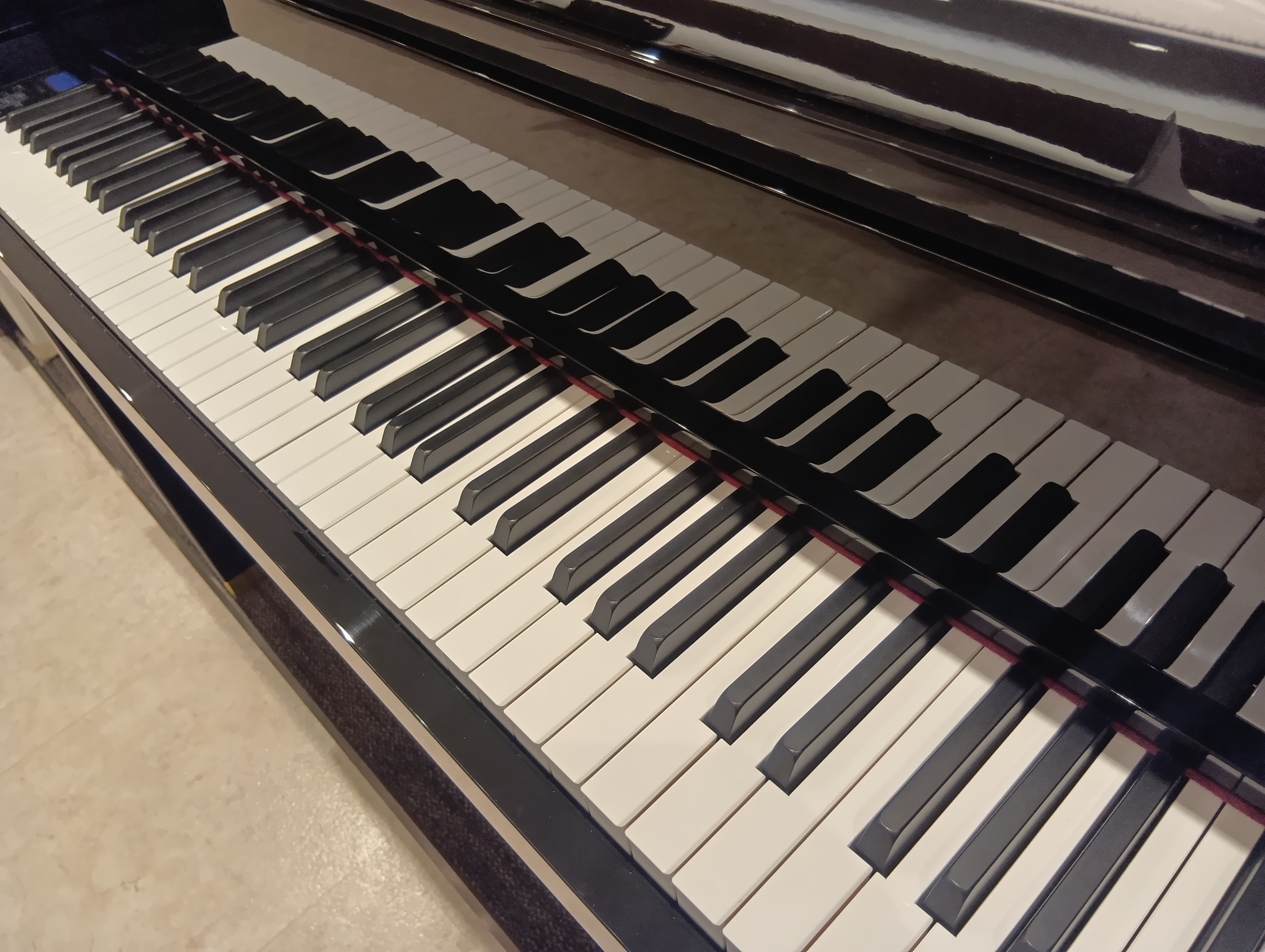 こんにちは！島村楽器 パサージオ西新井店 ピアノ担当の入江です。電子ピアノ選びで一番悩むのが「価格による違い」ですよね。「安すぎると上達に影響する？」「高いものは何が違うの？」そんな疑問を解決すべく、西新井店で人気のモデルを価格帯別にまとめました！ CONTENTS💰 【10万円前後】ピアノを楽しく [&hellip;]