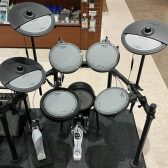 東京都足立区西新井|おうちのドラム練習、キックの「ドタバタ音」で悩んでいませんか？