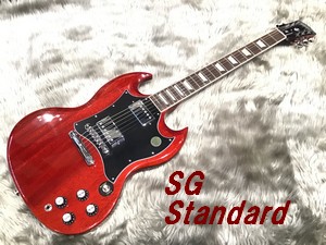 *Gibson SG Standard ギブソン・SG・スタンダードが、今も多くのギタリストから人気の60年代後期を彷彿させるクラシックなデザインと仕様を纏いリリースされます。 丸みを帯びたプロファイルをもつマホガニー・ネック、バインディングの施されたローズウッド指板、19フレット・ポジションでのロ […]