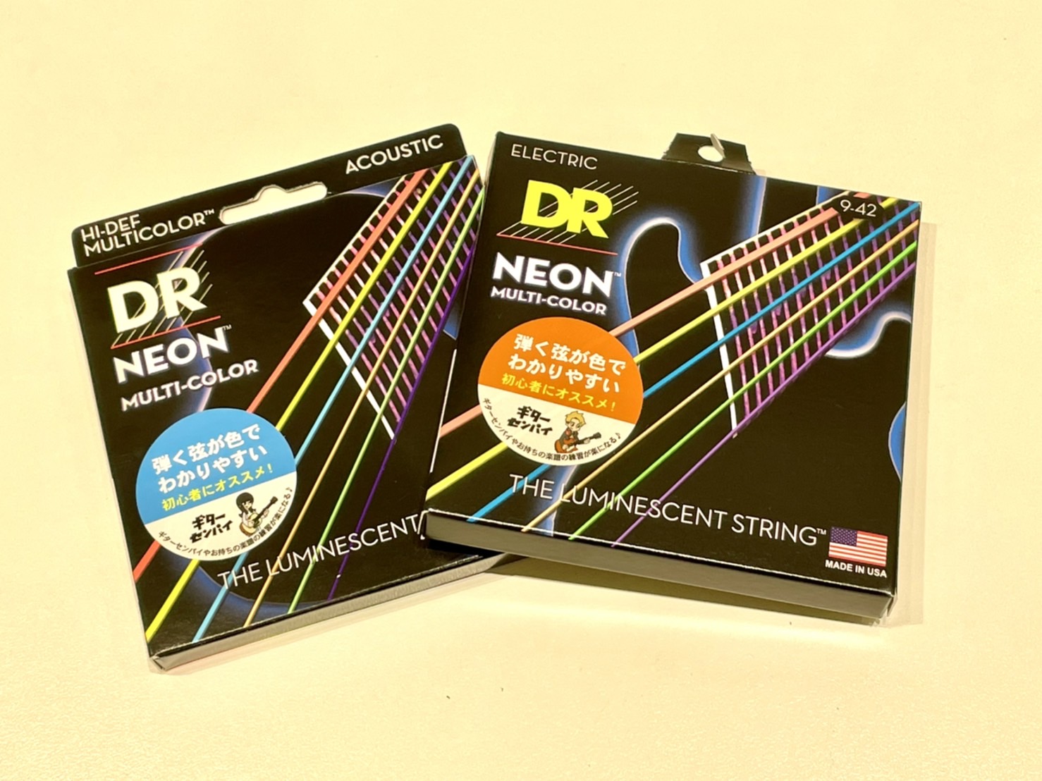 DR「NMCA-10」「NMCE-9」が入荷しました！カラフルで綺麗ですね～！ 実は良くなるのは見た目だけではございません。 弦が見やすくなる事によりどれを押さえたらいいのかが分かりやすくなります。 そのため初心者にもオススメの弦です！ また、すべての弦が着色と同時に表面を特殊な素材でコーティングさ […]