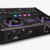 【デジタル】オーディオを作成、録音、作曲、編集、ミキシングするために必要なものがすべて揃ったオーディオインターフェイスAvid 「MBOX STUDIO」【島村楽器イオンモール直方店】