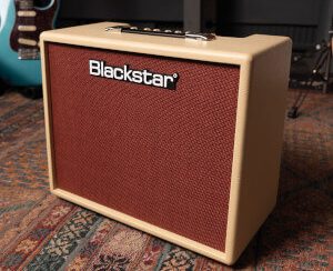 【アンプ】「Blackstar DEBUT 50R」オールアナログにこだわったシンプルなアンプがBIGになって登場！ご予約受付中です！