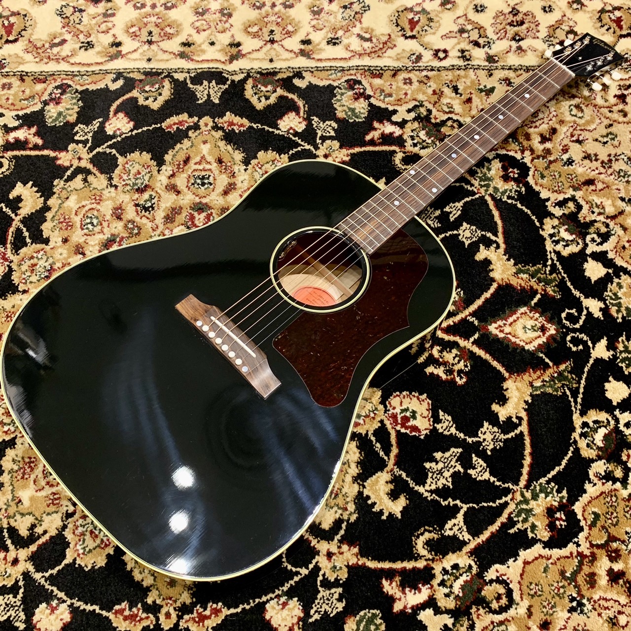 50s J-45 Original Ebony Black