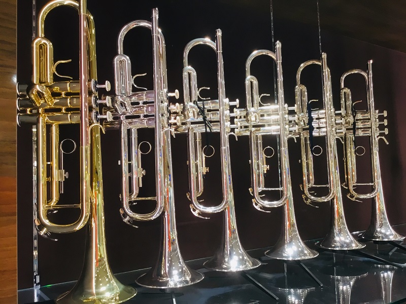 CONTENTS島村楽器直方店は、金管楽器「中低音楽器」取り扱い店舗です!島村楽器イオンモール直方店　管楽器担当者紹介無金利・低金利キャンペーン事前来店予約をおすすめします商材一例島村楽器直方店は、金管楽器「中低音楽器」取り扱い店舗です! 島村楽器イオンモール直方店では、2022年春より管楽器強化店 […]