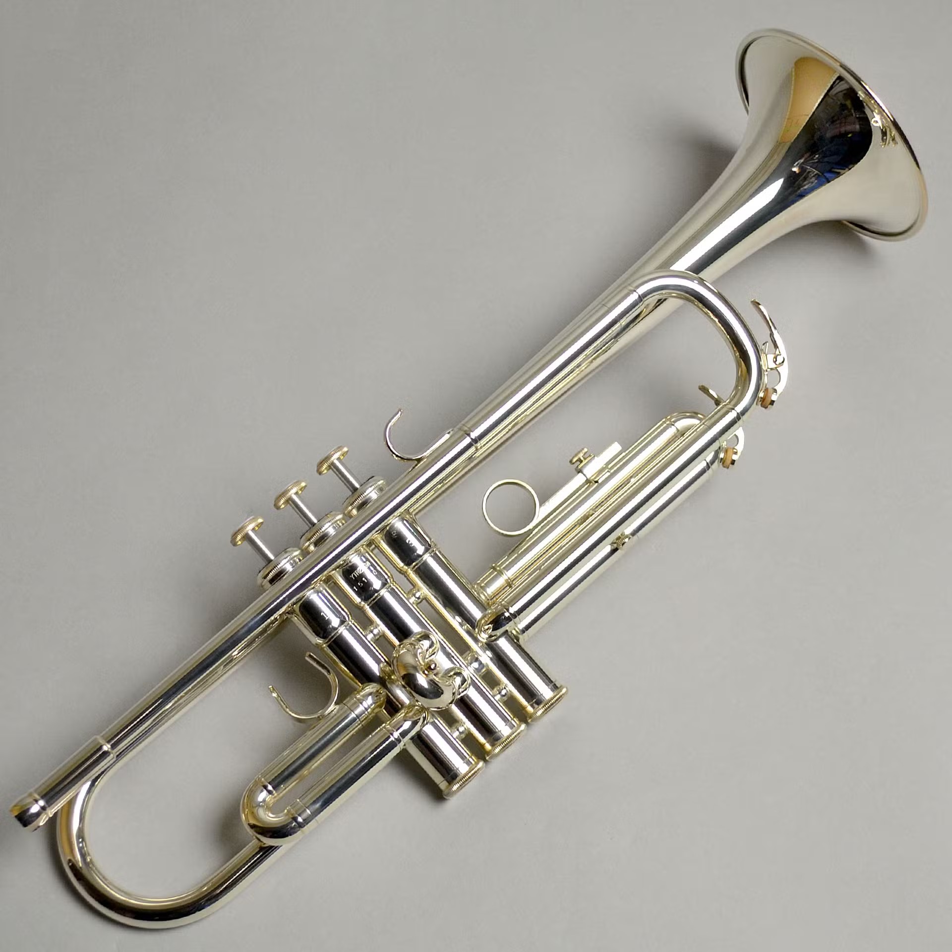 YTR-2330S