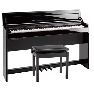 DP603-PES<br />
￥253,000(税込) ➡￥198,000(税込)<br />
※展示品一台限りの特別価格<br />
<br />
【新生活応援フェア特典】<br />
①ヘッドホン<br />
②五線譜ノート<br />
③クリーンクロス<br />
④鍵盤クリーナー