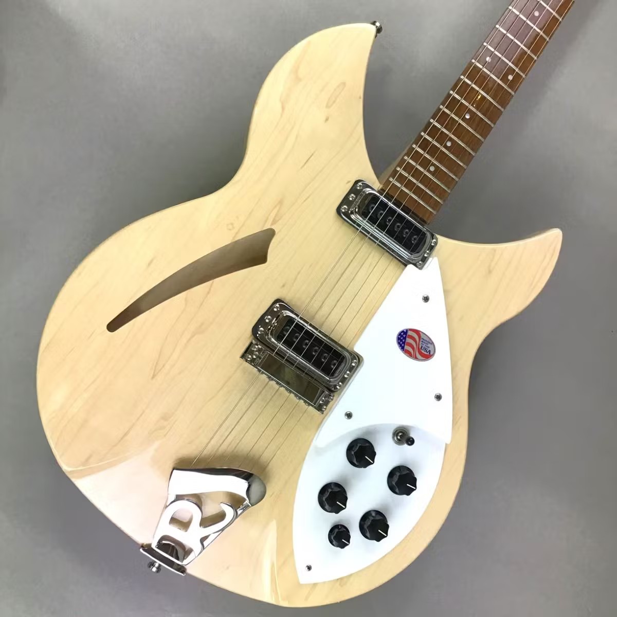 RickenbackerModel 330 Mapleglo