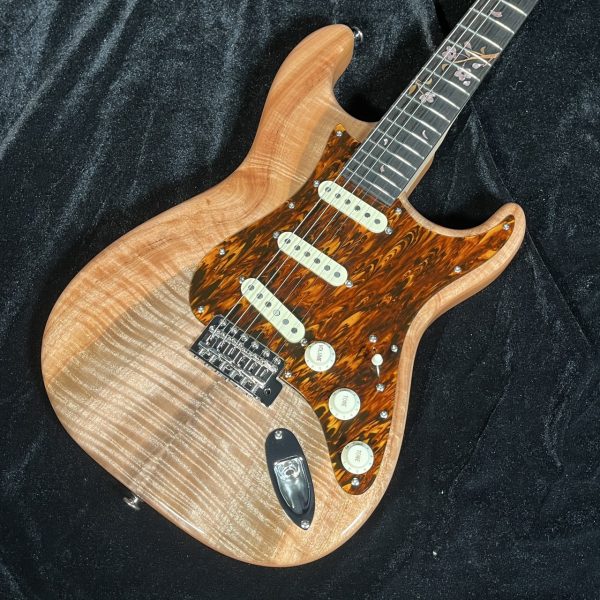 MC-SAKURA LTD/E　#21290<br />
¥343,200(税込)