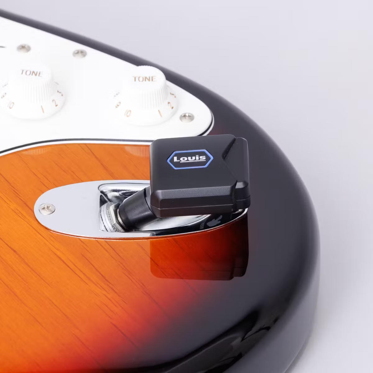 CONTENTSギター・ベースで使いやすいコンパクトなワイヤレスシステムセット『Louis LGW-05』詳細キャンペーン情報お問い合わせギター・ベースで使いやすいコンパクトなワイヤレスシステムセット ■ネットでのご購入はコチラ 『Louis LGW-05』詳細 キャンペーン情報 お問い合わせ