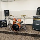 【軽音楽部新入部員応援！】担当者オススメのドラム・キーボード・マイクのご紹介