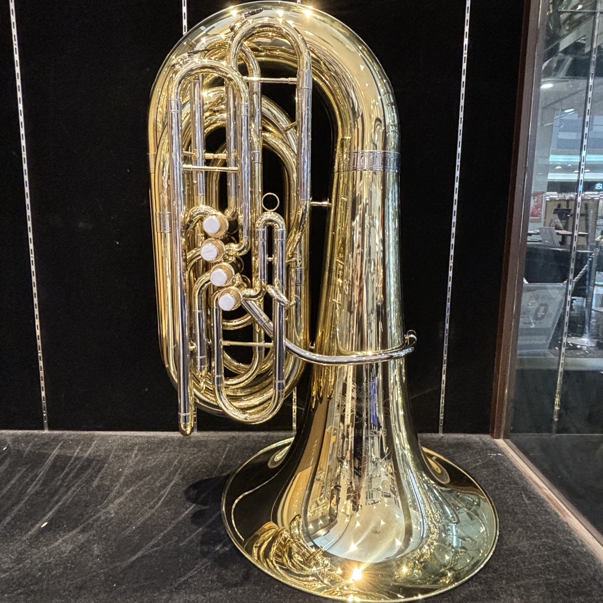 CONTENTS「Eastman EBB534(B♭管)」期間限定で入荷しました✨憧れの楽器を分割で無理なく購入できます!担当者紹介「Eastman EBB534(B♭管)」期間限定で入荷しました✨ 憧れの楽器を分割で無理なく購入できます! 無金利の場合 ￥200,000(税込)の商品を24回払いで [&hellip;]